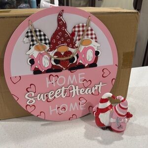 Valentine's Gnome Heart Decor, includes reversible sign and wooden gnomes. NWT